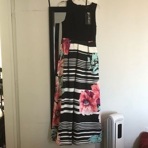 Gorgeous 🌸spring/summer dress with pockets!!